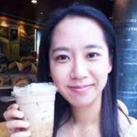 Photo taken at DE CHOCOLATE COFFEE by Minseo K. on 9/1/2011