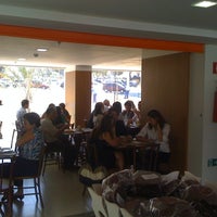 Photo taken at Villa Gourmet by Gugu Lopes on 9/15/2011