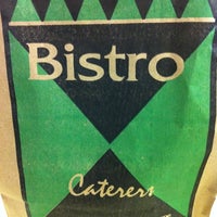 Foto tirada no(a) Bistro Caterers por Gabriel أ. em 3/27/2012