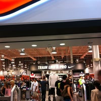 vaughan mills nike factory