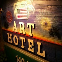 Das Foto wurde bei Art Hotel - Laguna Beach von Matthias M. am 3/5/2012 aufgenommen