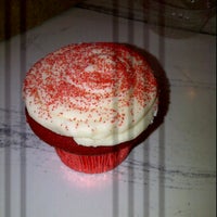 Foto diambil di Bake N&amp;#39; Cakes oleh Erica S. pada 2/16/2012