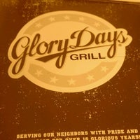 รูปภาพถ่ายที่ Glory Days Grill โดย Chris P. เมื่อ 3/23/2012
