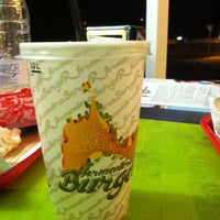 รูปภาพถ่ายที่ Formentera Burger โดย Paoletta S. เมื่อ 7/6/2012