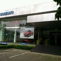 Photo taken at Suzuki Mobil Fatmawati by Arief R. on 4/22/2012