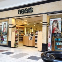 Foto tomada en Animas Valley Mall  por Sherry C. el 8/11/2012