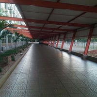 รูปภาพถ่ายที่ Uni-ANHANGUERA - Centro Universitário de Goiás โดย Carla S. เมื่อ 5/19/2012