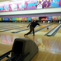 Photo taken at Spincity Bowling Alley by Hendra N. on 8/4/2012