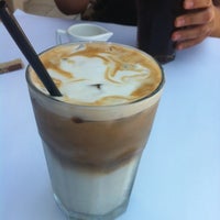 รูปภาพถ่ายที่ Coupa Café โดย Josef D. เมื่อ 7/24/2012
