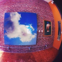 รูปภาพถ่ายที่ ArtZone 461 Gallery โดย Chloe P. เมื่อ 7/23/2012