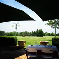 Das Foto wurde bei Casalunga Golf Resort von Andrea M. am 5/27/2012 aufgenommen