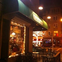 12/12/2011 tarihinde Bklyn C.ziyaretçi tarafından Caffe Cafe'de çekilen fotoğraf