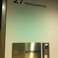 รูปภาพถ่ายที่ ROTONDA Business Club โดย Robert G. เมื่อ 2/17/2011