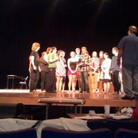 รูปภาพถ่ายที่ Carroll Community College Theater โดย Laura D. เมื่อ 9/12/2012