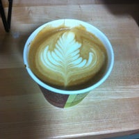 Снимок сделан в Zingerman&amp;#39;s Coffee Company пользователем Ryan S. 5/6/2012