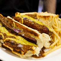 Photo taken at Fast Gourmet by Burger Days on 1/17/2012