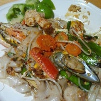 Photo taken at Andaman Thai Restaurant by Nick D. on 1/30/2012