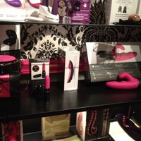 Foto scattata a Secret Pleasures Boutique da Pamela il 6/12/2012