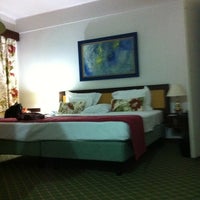 Foto scattata a Hotel D. Luís da Kathy R. il 10/4/2011