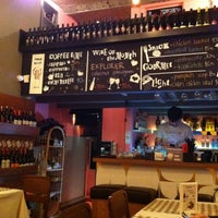 2/2/2012にMarlene F.がTag Cafe &amp;amp; Bistro Istanbulで撮った写真