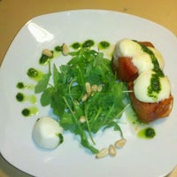 1/13/2012 tarihinde Sevie C.ziyaretçi tarafından Buono Appetito Italian Restaurant'de çekilen fotoğraf