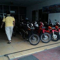 Waloja Motor Jual Beli Motor Bekas Bike Shop In Madiun