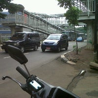 Photo taken at Halte TransJakarta RS Medika Permata Hijau by Erry Agung S. on 1/3/2012