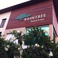 Photo taken at Raintree Beauty &amp;amp; Spa by Karuna Y. on 2/12/2011