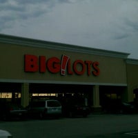 Photo taken at Big Lots by Misty H. on 5/10/2012