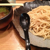 Photo taken at 麺処 草庵 本店 by Kanatsu J. on 4/29/2012