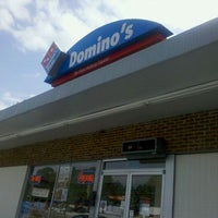 Photo taken at Domino&amp;#39;s Pizza by Mike G. on 3/25/2011