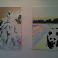 Photo taken at DegreeArt.com Gallery by Ryan L. on 4/4/2011