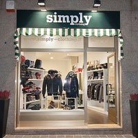 Das Foto wurde bei Simply Clothing von Andrea f. am 4/23/2012 aufgenommen