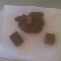 8/20/2011にChris O.が3 Sisters Chocolateで撮った写真