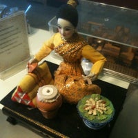 Das Foto wurde bei A Bakery &amp;amp; Thai Food von Gary B. am 5/21/2012 aufgenommen