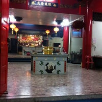 Photo taken at 聚圣庙 by Bebez joyce on 9/20/2011