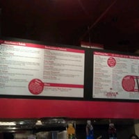 Foto diambil di Wiseguy Pizza Pie oleh Cody P. pada 2/26/2012