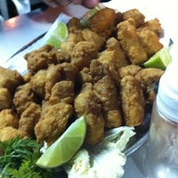 Photo taken at Sabor Peixe by Farley C. on 7/21/2012