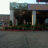 Foto tomada en Mountaineer Casino, Racetrack &amp;amp; Resort  por Clinton D. el 9/3/2011
