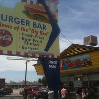 Снимок сделан в Burger Bar пользователем Dave A. 5/15/2012