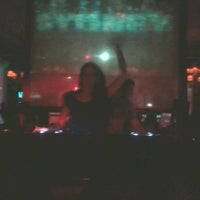 Foto tomada en The Loft Nightclub  por Sparticus el 11/20/2011