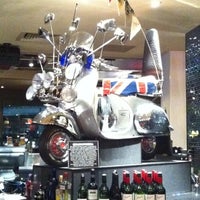 Photo taken at Hard Rock Cafe Sydney by Christian C. on 7/25/2011