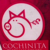 Снимок сделан в Cochinita Te Ves Más Bonita пользователем Alejandro V. 1/3/2012