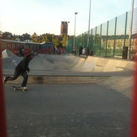 Photo taken at Cantelowes Skatepark by Leo S. on 10/23/2011