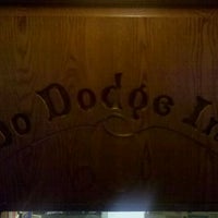 รูปภาพถ่ายที่ Do-Dodge-Inn โดย Jenny P. เมื่อ 5/1/2012