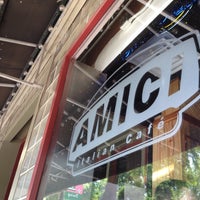Das Foto wurde bei Amici Italian Cafe von Timothy H. am 4/28/2012 aufgenommen