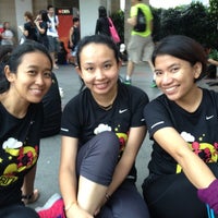 Photo taken at Nike Goddess 5K Run 2012 by nina C. on 4/14/2012