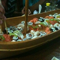 Photo taken at Arca Restaurante Japones e Chines by Carina N. on 7/9/2012