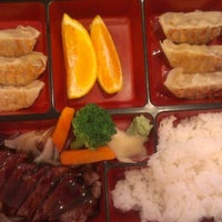 Photo taken at Ginza Japanese Restaurant by Ryan G. on 9/4/2012