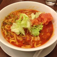 Photo taken at 麺Dining セロリの花 by Yasuaki on 3/28/2012